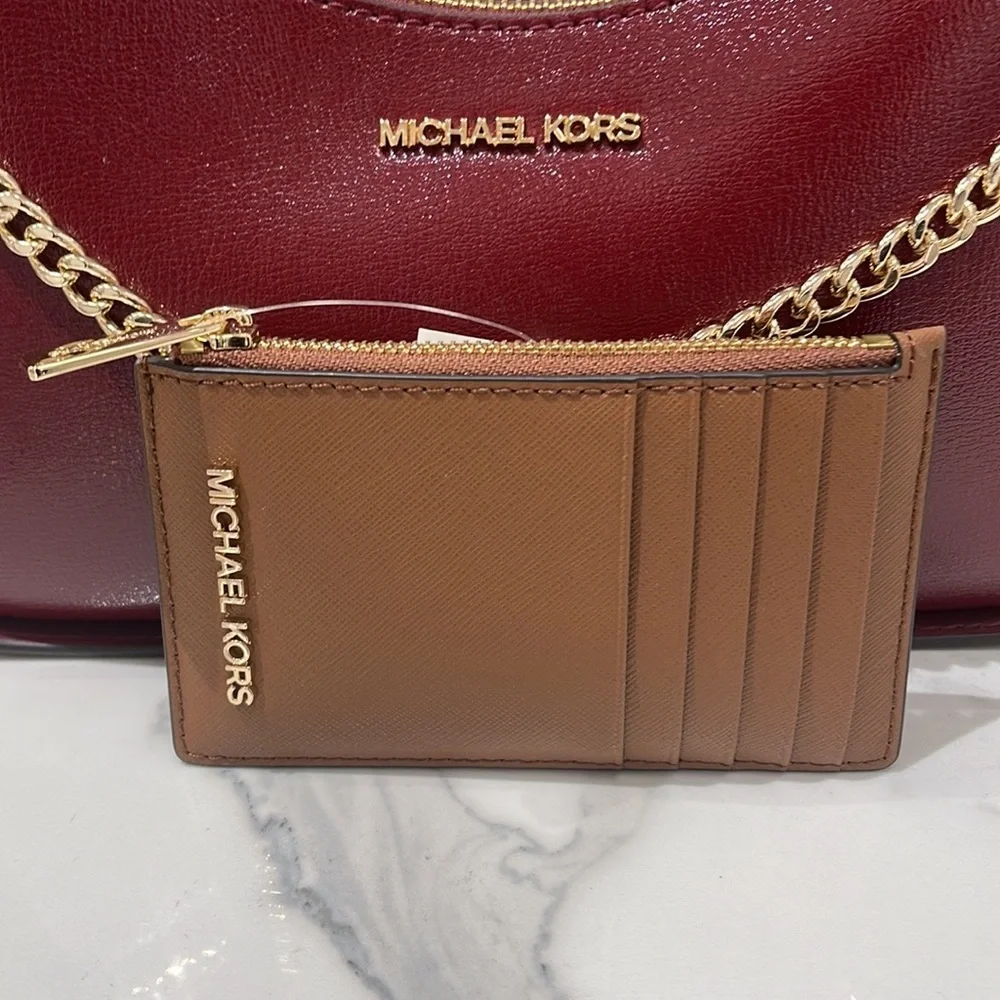MICHAEL KORS Jet Set Travel Medium Top Zip Leather Card Case Wallet  Luggage NWT